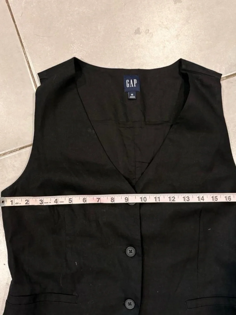 GAP Black Sleeveless lined linen Button Vest